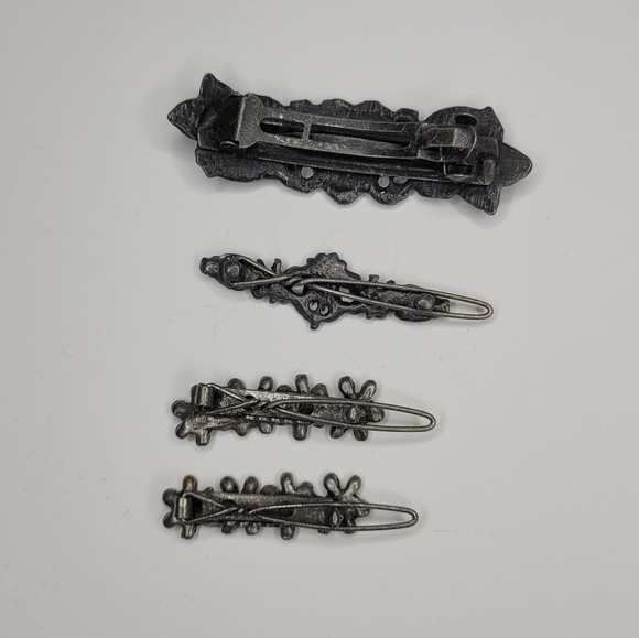 Vintage metal hair barrettes gemstones flowers and heart clasps - Picture 5 of 6